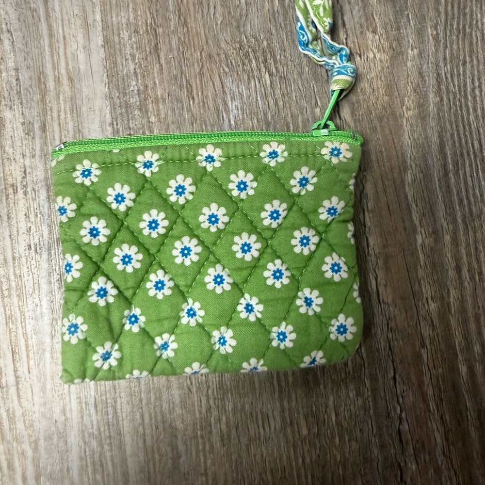 Vera Bradley Green Floral Quilted Pouch (EUC) - Picture 2 of 5